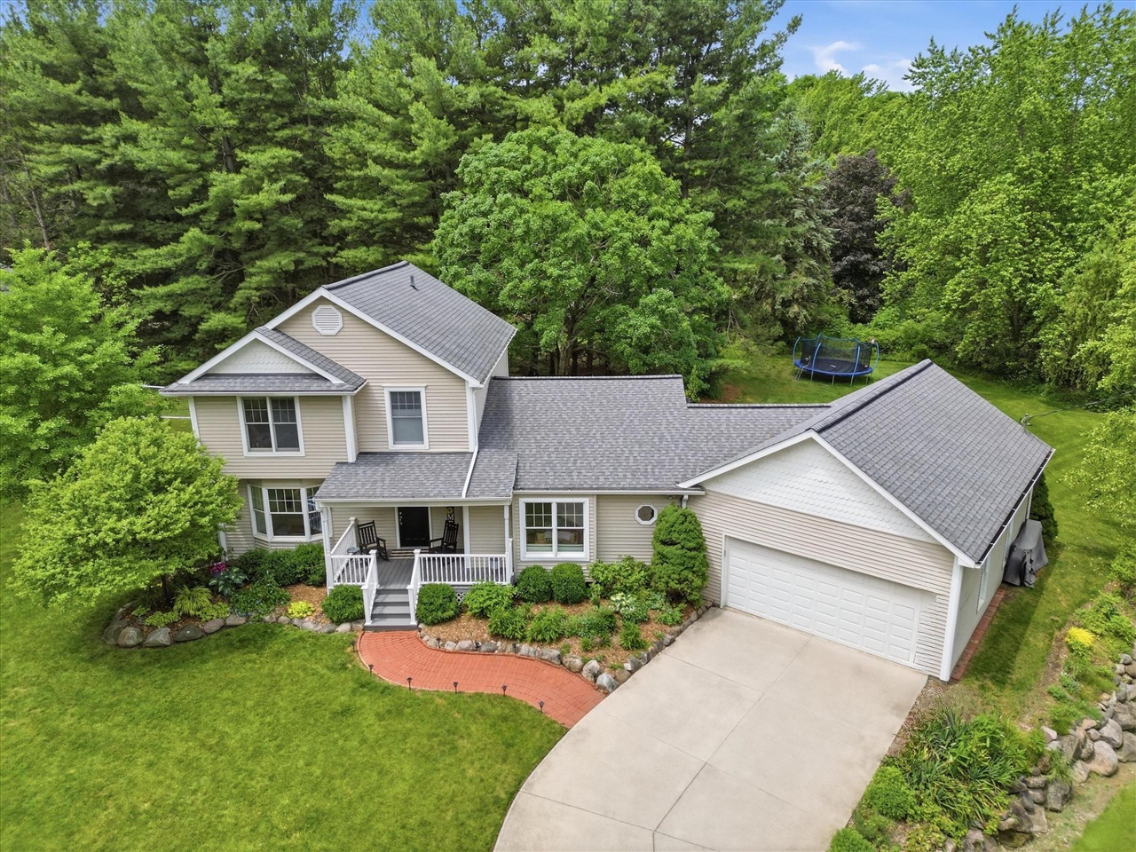 22279 Chubb Road Northville, MI 48167 - Photo 1 of 43