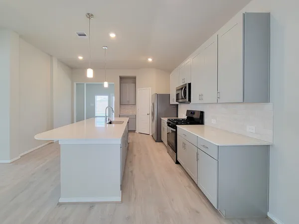 $2,000 | 17415 Butterfly Orchid, Waller, TX 77484