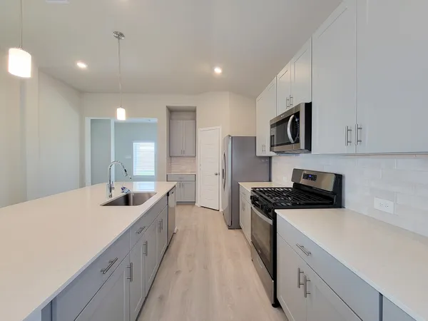 $2,000 | 17415 Butterfly Orchid, Waller, TX 77484