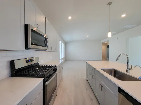 $2,000 | 17415 Butterfly Orchid, Waller, TX 77484