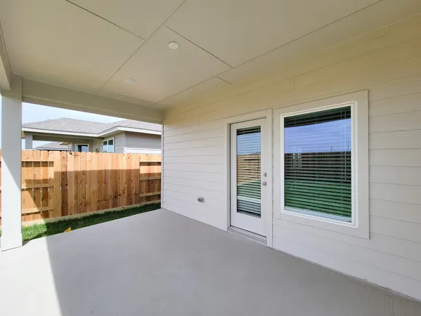 $2,000 | 17415 Butterfly Orchid, Waller, TX 77484