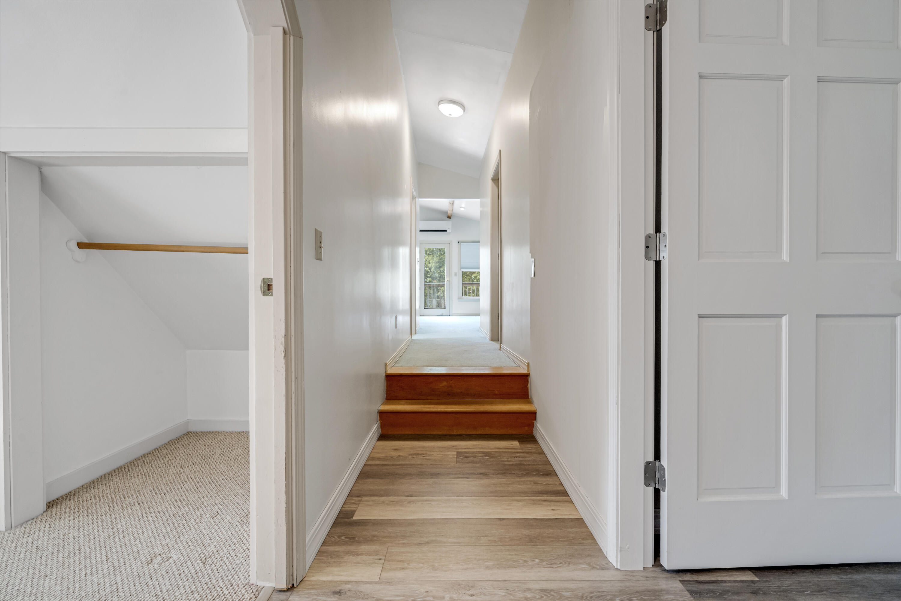 142 River Road Bowdoinham, ME 04008 - Photo 37 of 67 2nd fl hall 2