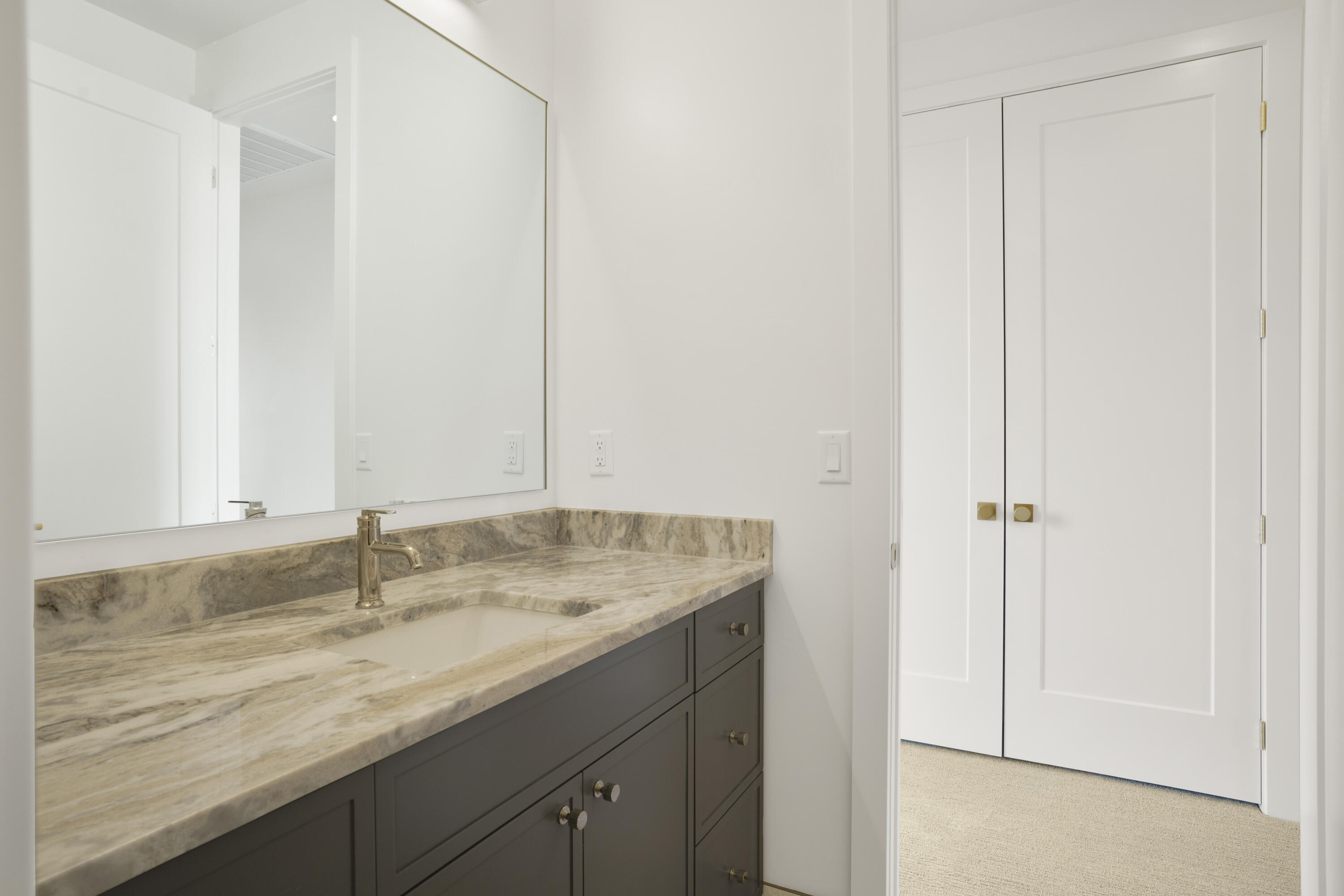 990 Manen Street Washington, UT 84780 - Photo 31 of 38 DSC01549