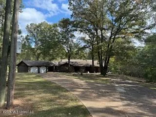 $137,900 | 9002 Highway 51, Courtland, MS 38620