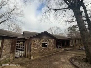 $137,900 | 9002 Highway 51, Courtland, MS 38620
