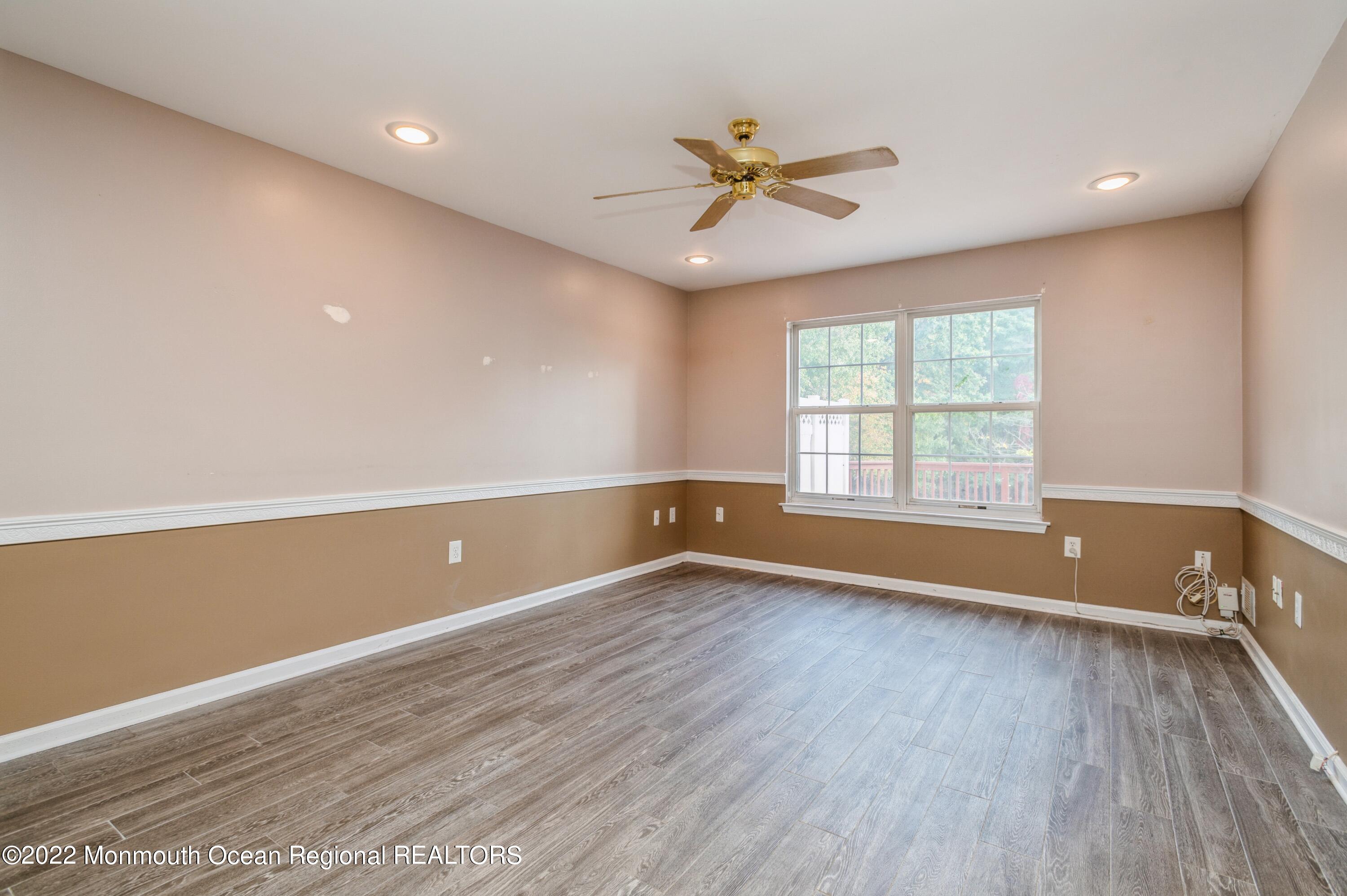 48 Alpine Road Holmdel, NJ 07733 - Photo 5 of 20 03_46AlpineCt_1_LivingRoom_HiRes