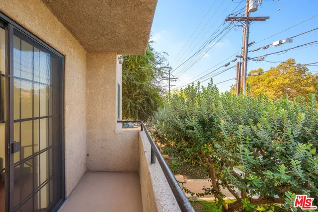 $4,075,000 | 6924 Woodman Avenue, Van Nuys, CA 91405