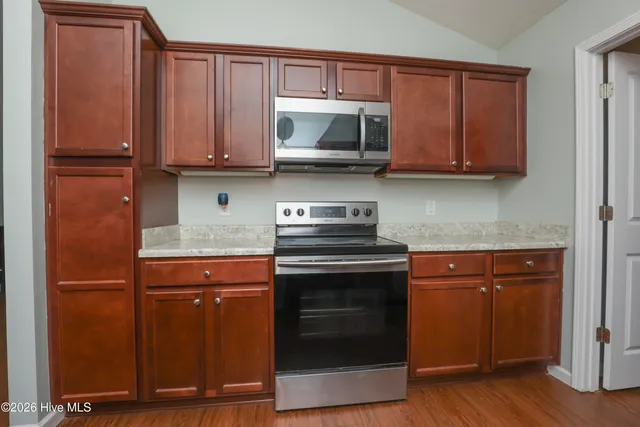 $269,900 | 104 Buckskin Drive, Pollocksville, NC 28573