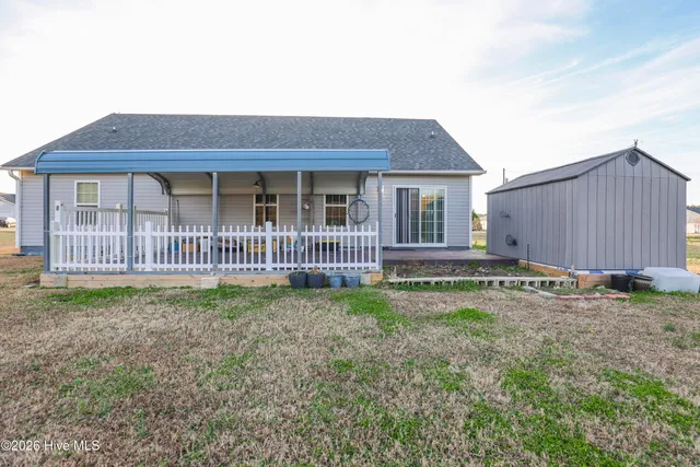 $269,900 | 104 Buckskin Drive, Pollocksville, NC 28573