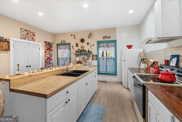 $275,000 | 66 Merritt Street, Hawkinsville, GA 31036