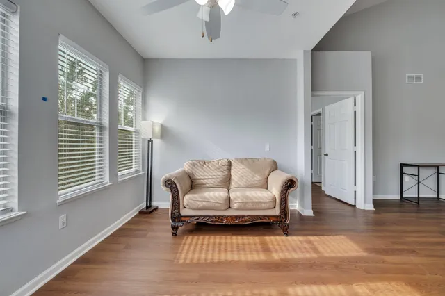 $2,065 | 2801 Chancellorsville Drive, Unit 137, Tallahassee, FL 32312