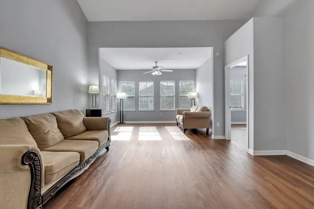 $2,065 | 2801 Chancellorsville Drive, Unit 137, Tallahassee, FL 32312