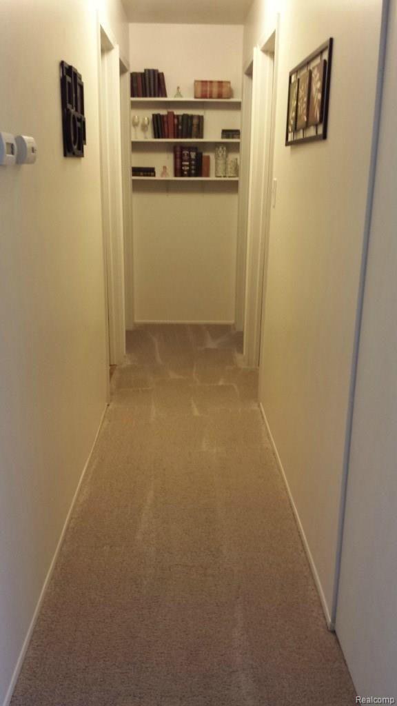 29542 Sibley Road Romulus, MI 48174 - Photo 8 of 18 Hallway.jpg