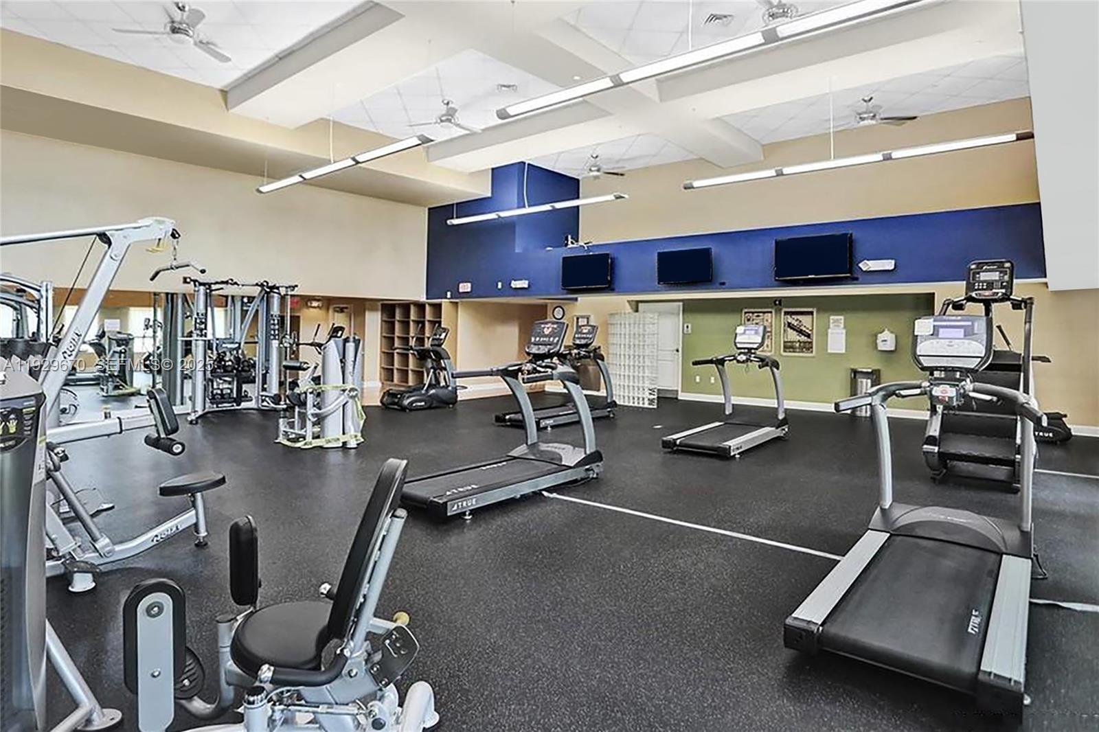 7350 Southwest 89th Street, Unit 1702S Miami, FL 33156 - Photo 16 of 29 a room with gym equipment