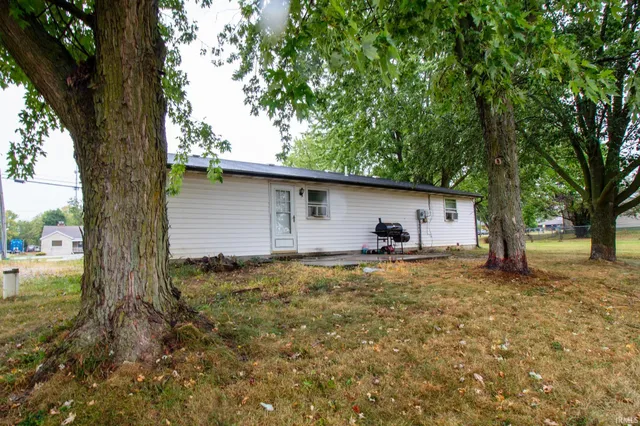 $110,000 | 1071 North Old Highway 27, Winchester, IN 47394