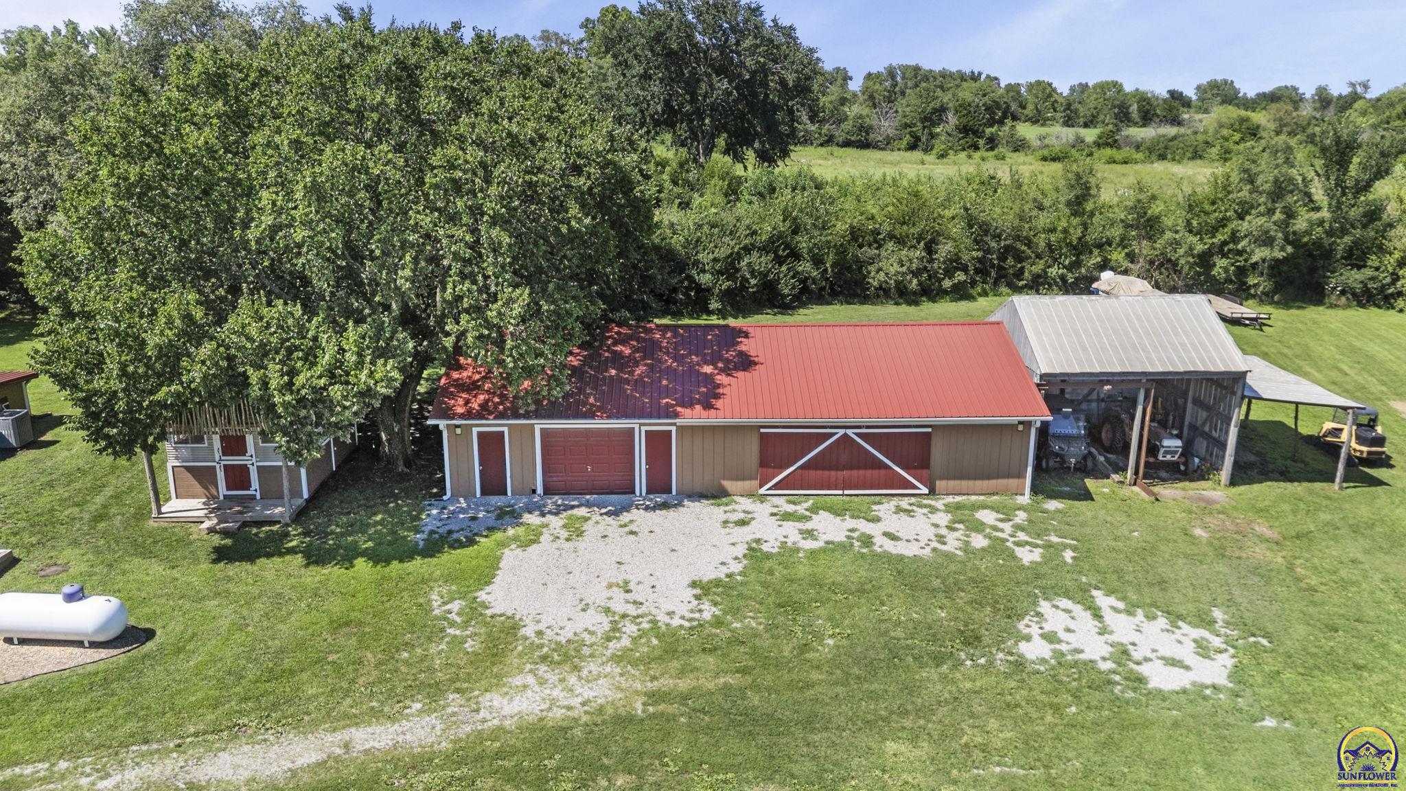 5466 Clark Road Meriden, KS 66512 - Photo 38 of 72