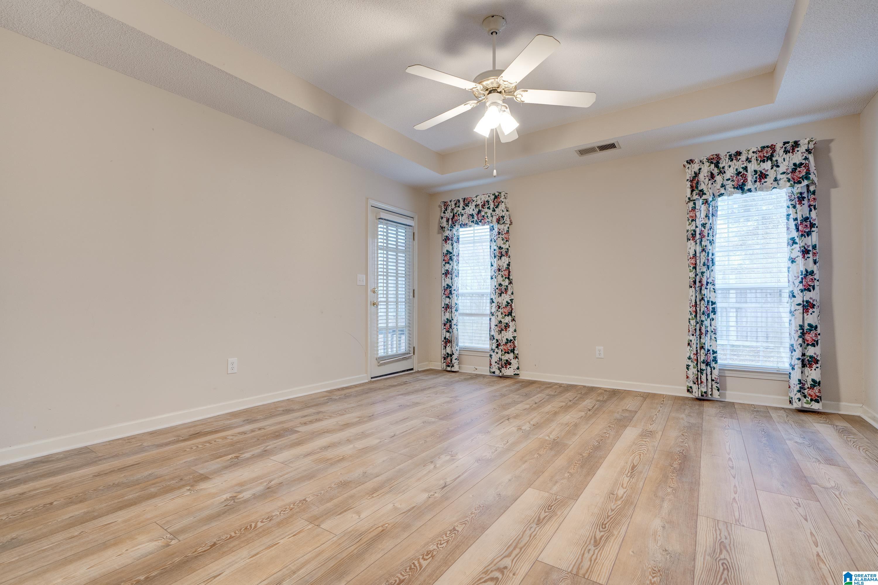 156 Park Pl Lane Alabaster, AL 35007 - Photo 15 of 26
