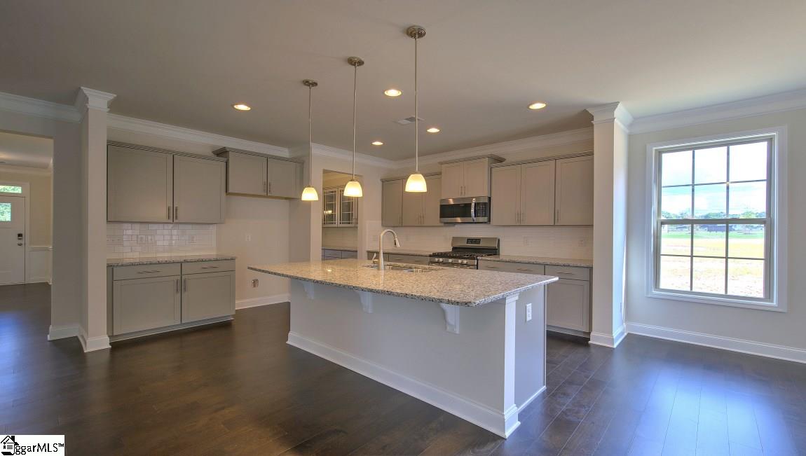 209 Raleighwood Lane Simpsonville, SC 29681 - Photo 7 of 36 Gallery Image 7