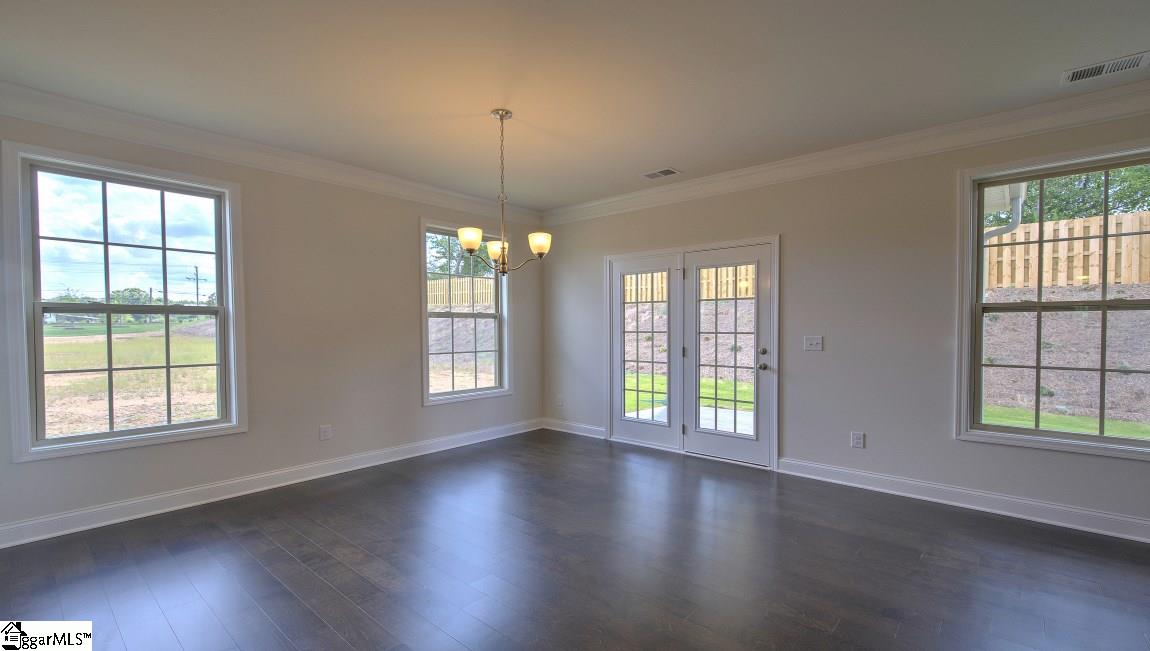 209 Raleighwood Lane Simpsonville, SC 29681 - Photo 10 of 36 Gallery Image 10