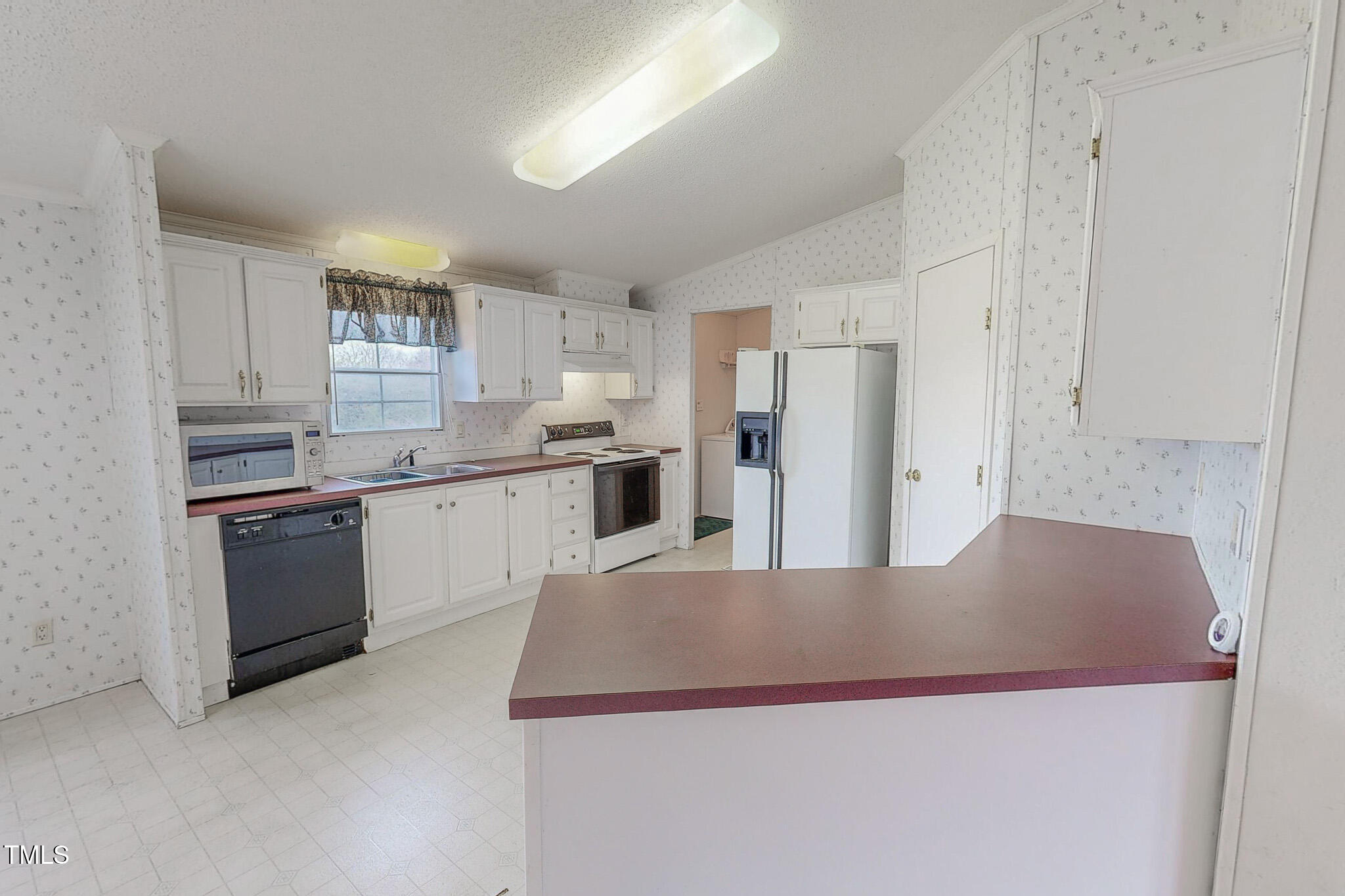 792 Huff Road Roxboro, NC 27574 - Photo 4 of 39 792-Huff-Rd-12172024_162848