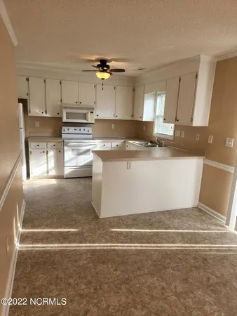 $1,500 | 902 Spring Forest Road, Unit K8, Greenville, NC 27834