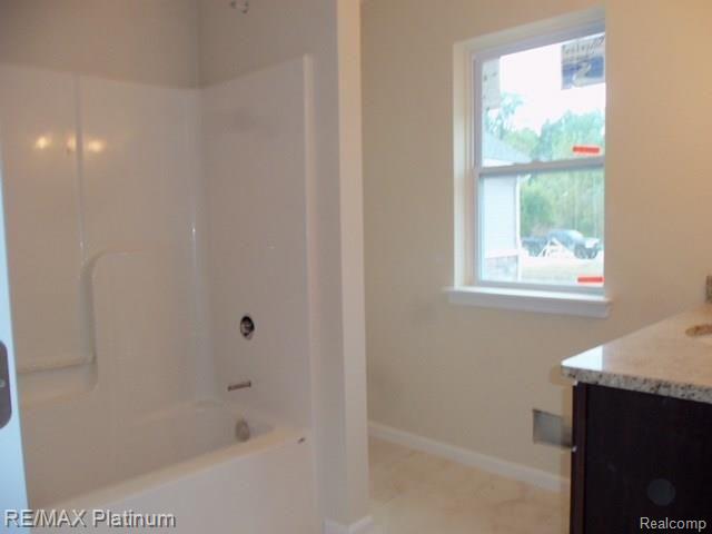 1940 North Hughes Road Howell, MI 48843 - Photo 3 of 8 1.jpg