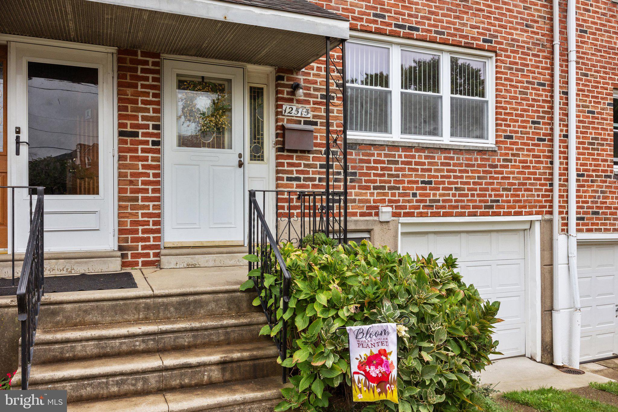 12515 Medford Road Philadelphia, PA 19154 - Photo 2 of 16 Gallery Image 2
