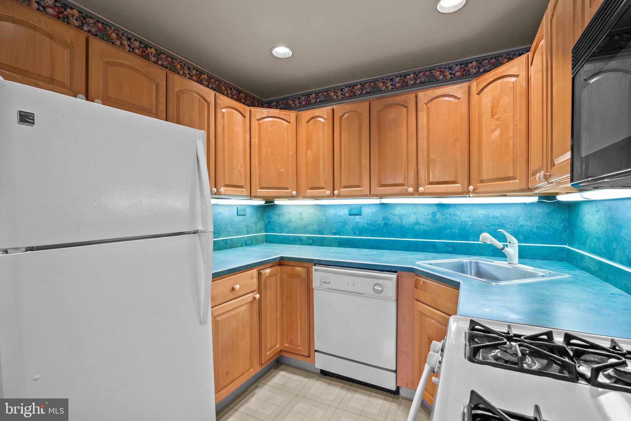 12515 Medford Road Philadelphia, PA 19154 - Photo 6 of 16 Gallery Image 6