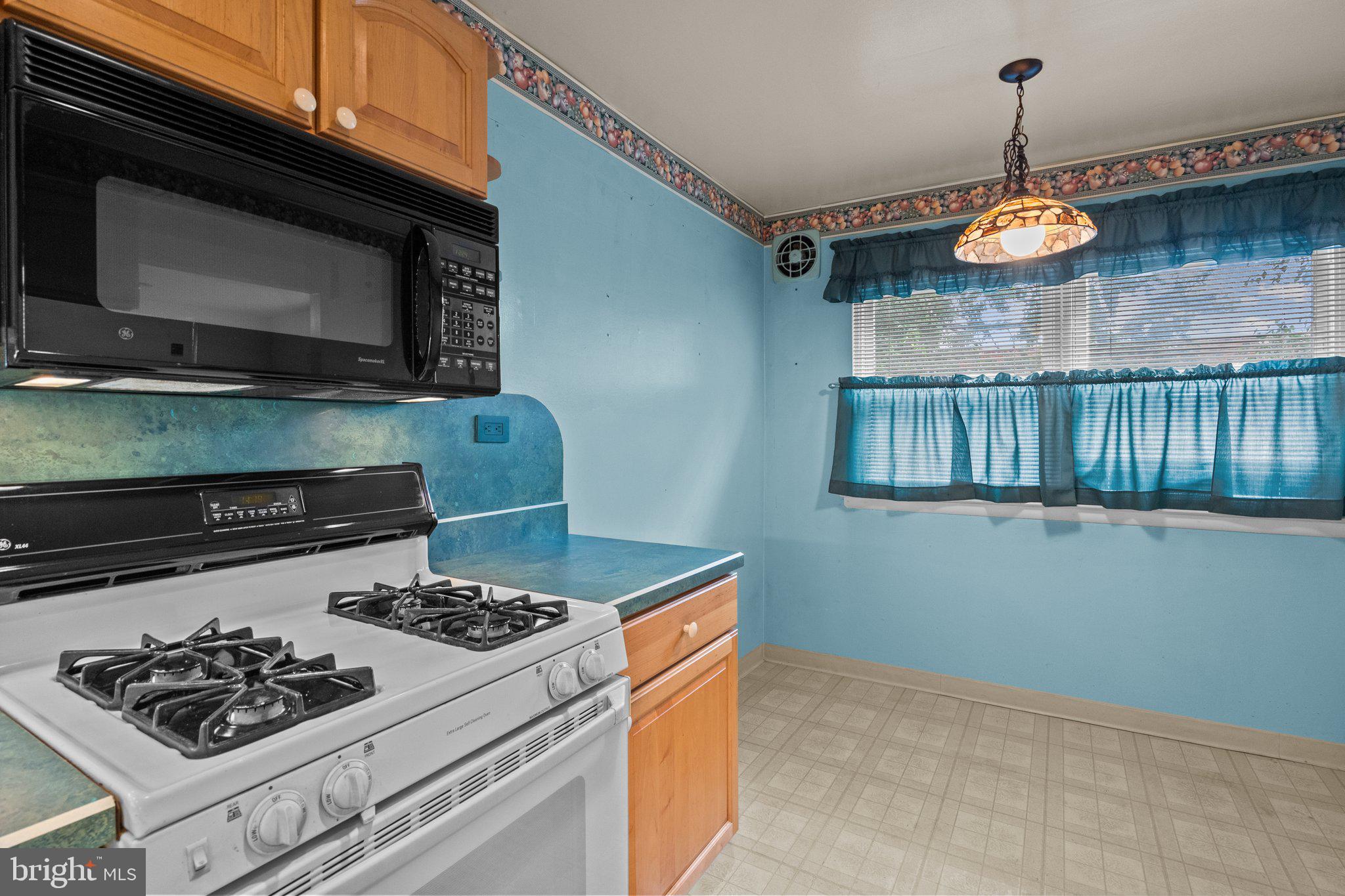 12515 Medford Road Philadelphia, PA 19154 - Photo 7 of 16 Gallery Image 7