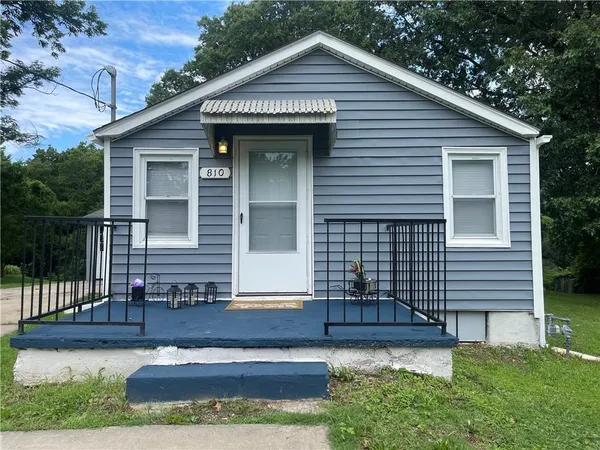 $160,000 | 810 North Grand Avenue, Independence, MO 64050