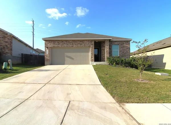 $2,300 | 31948 Native Sun Road, Bulverde, TX 78163