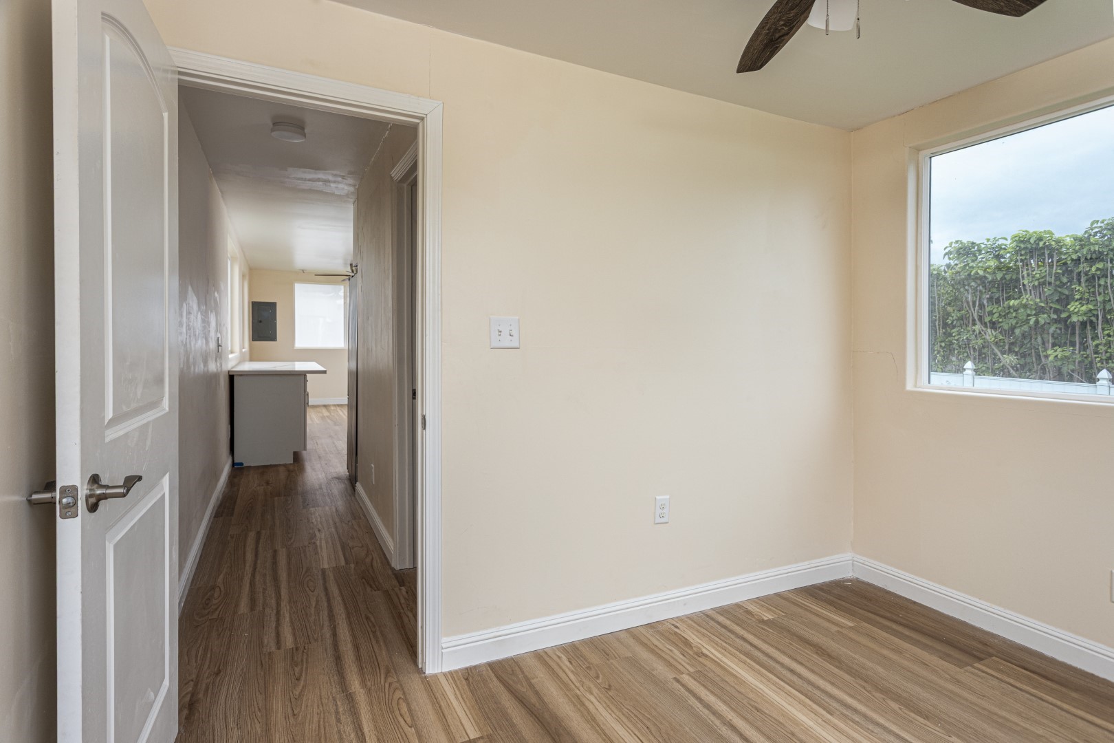 4580 Mamane Street Kapaa, HI 96746 - Photo 20 of 30 wooden floor in a gallery
