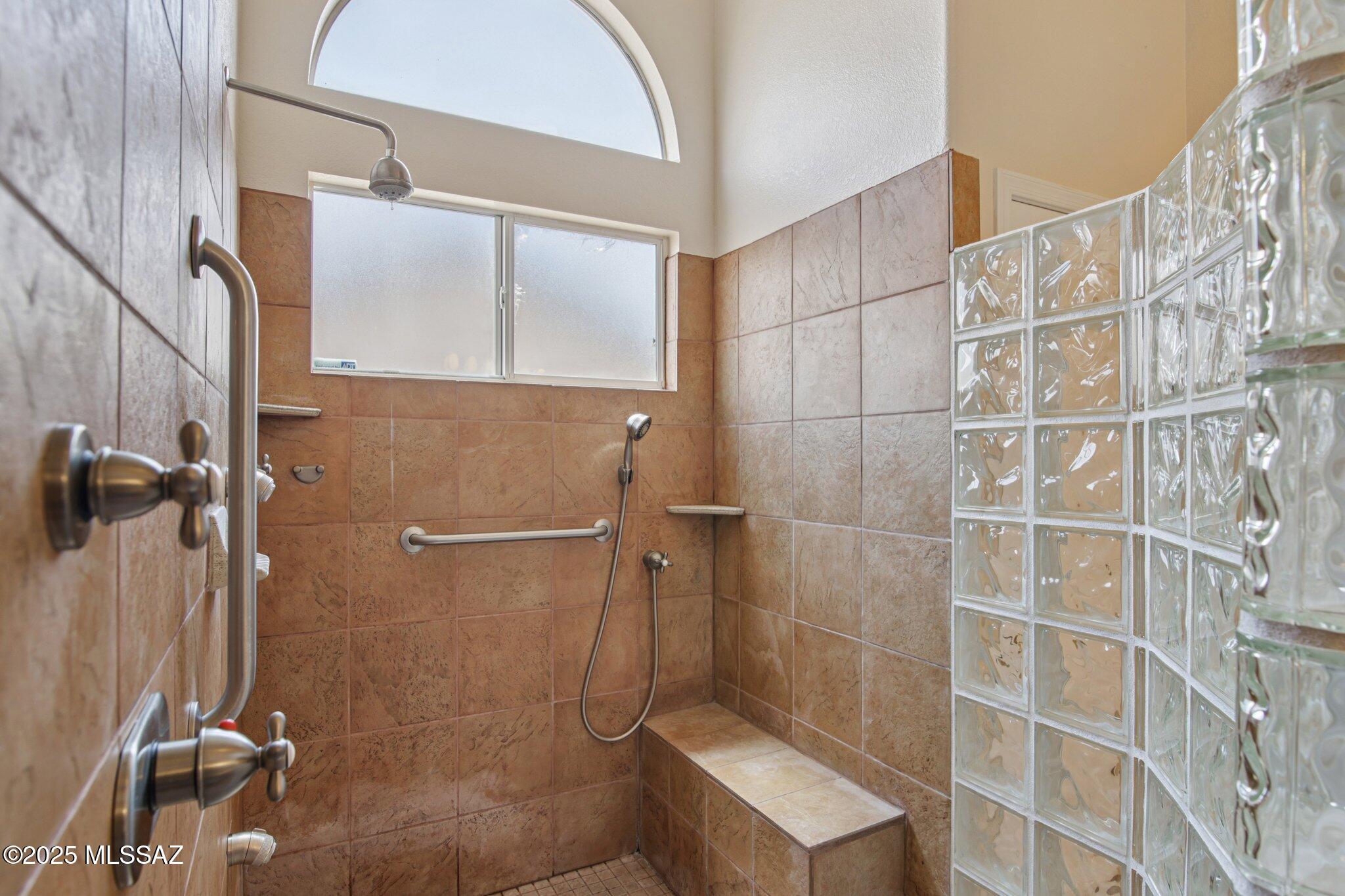 35890 Mesa Ridge Drive Tucson, AZ 85739 - Photo 17 of 31 a bathroom with a shower