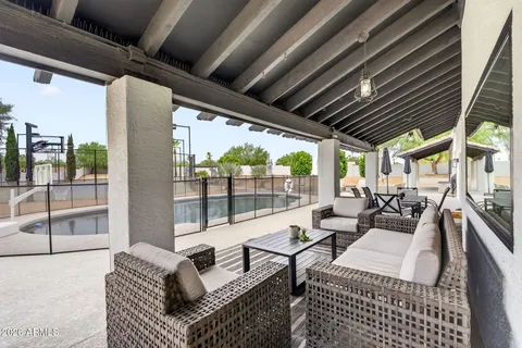 $2,575,000 | 10214 North 44th Street, Phoenix, AZ 85028