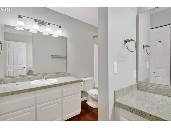 $234,900 | 10186 Southeast Talbert Street, Clackamas, OR 97015