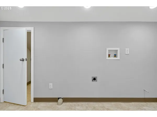 $234,900 | 10186 Southeast Talbert Street, Clackamas, OR 97015