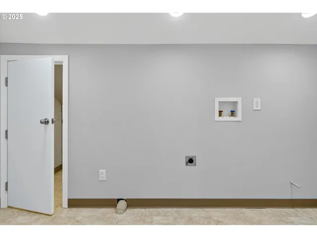 a view of an entrance door of the house