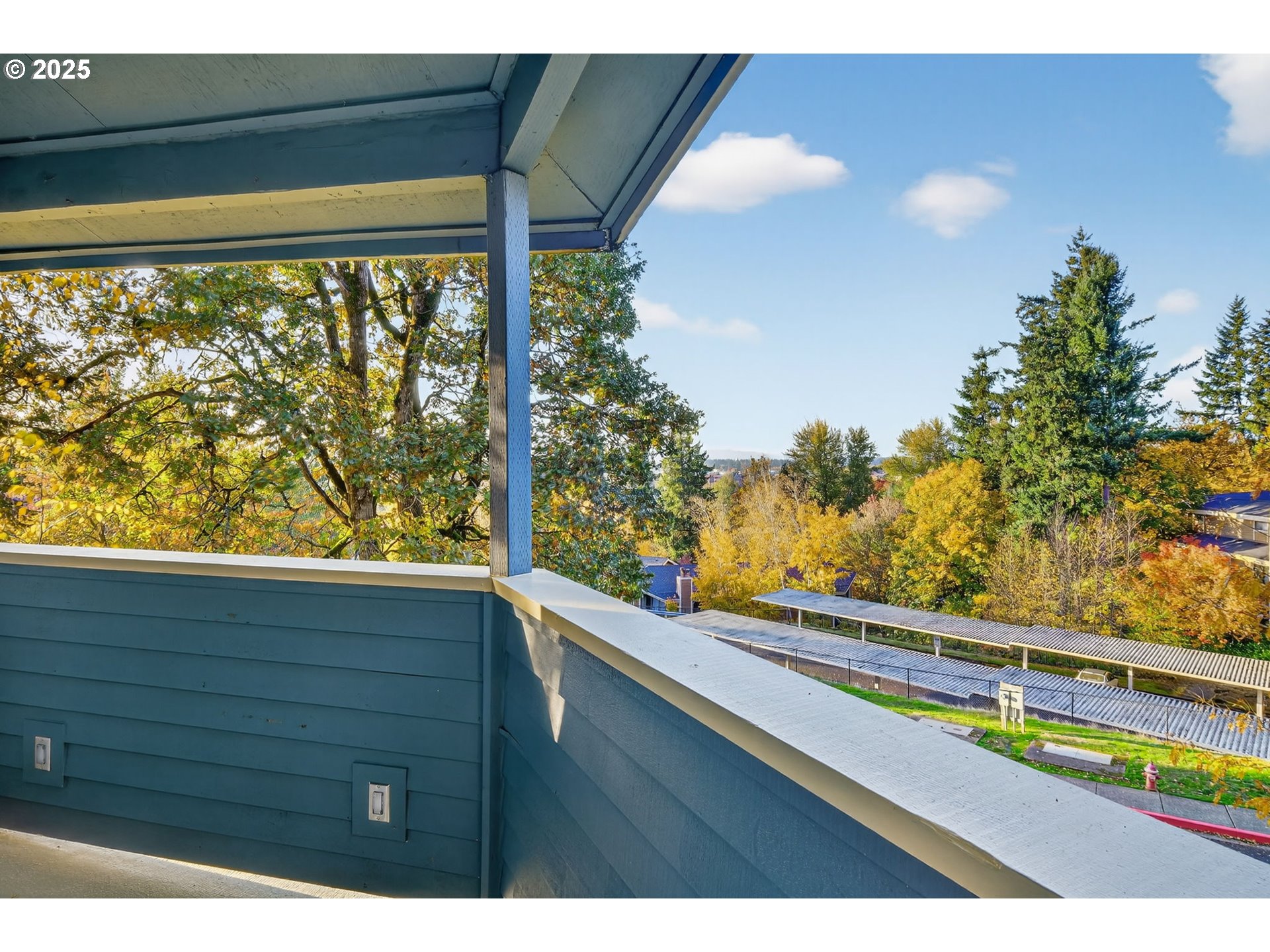 10186 Southeast Talbert Street Clackamas, OR 97015 - Photo 27 of 41