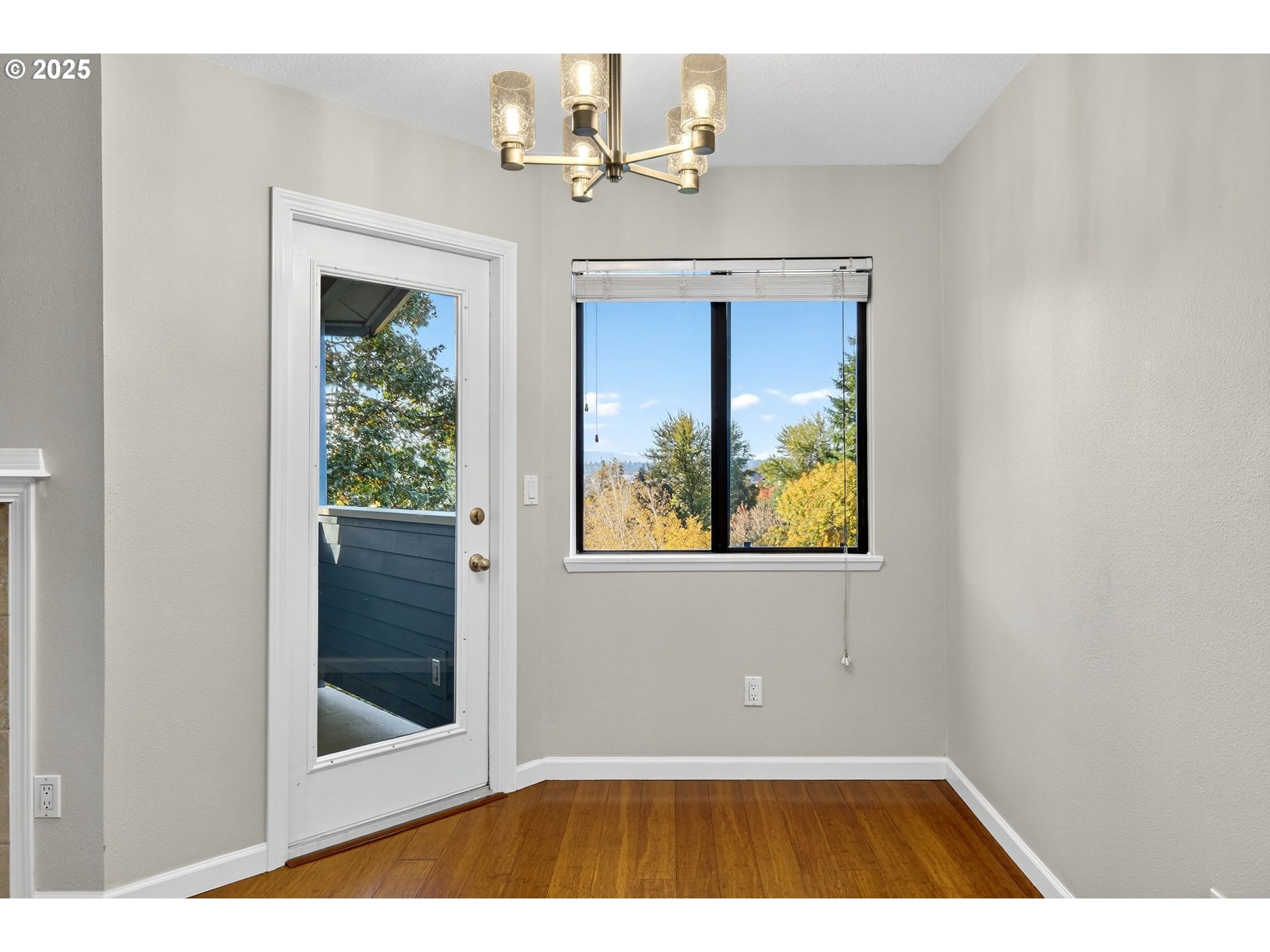 10186 Southeast Talbert Street Clackamas, OR 97015 - Photo 10 of 41