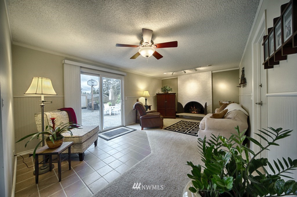 20919 9th Avenue Southeast Bothell, WA 98021 - Photo 11 of 15