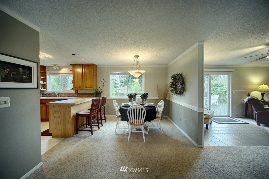 20919 9th Avenue Southeast Bothell, WA 98021 - Photo 5 of 15