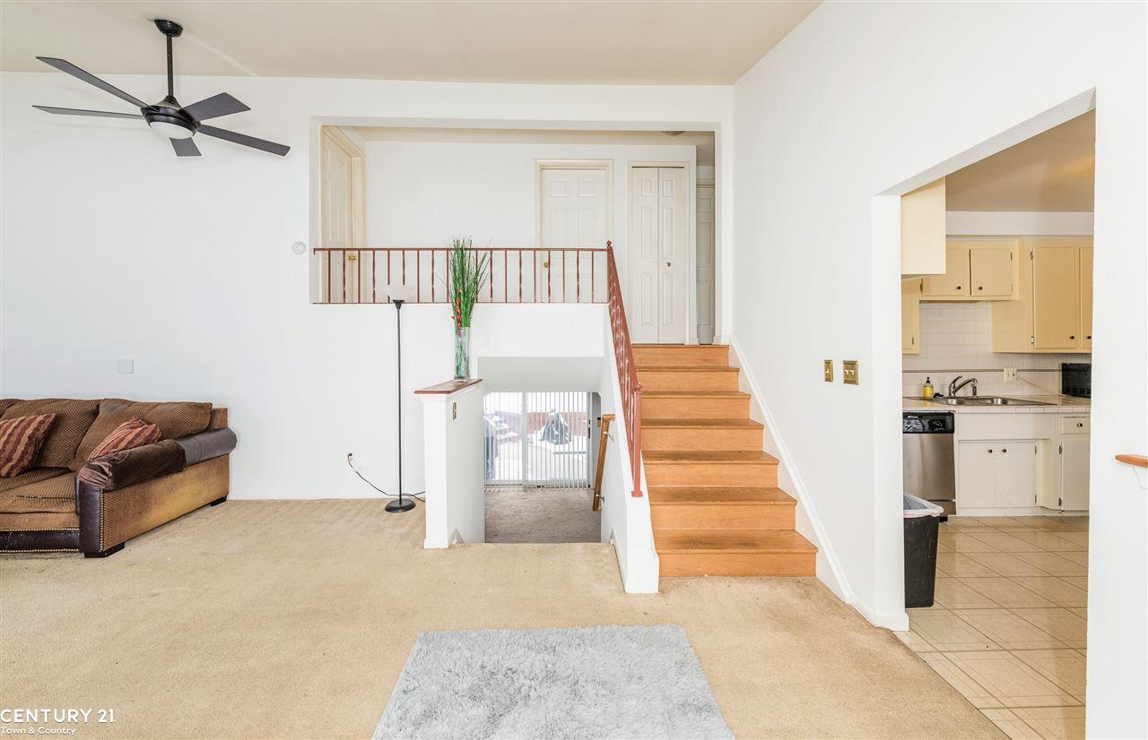18030 Rainbow Road Fraser, MI 48026 - Photo 9 of 26