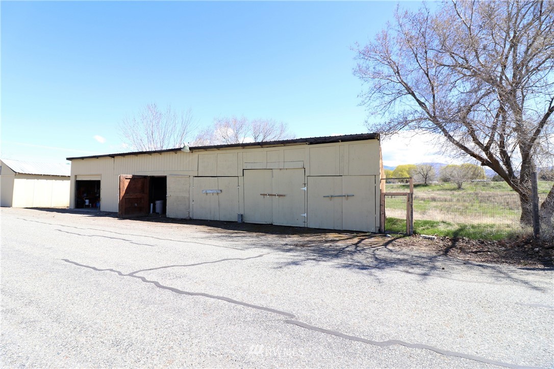 46 Woods Road Omak, WA 98841 - Photo 16 of 23