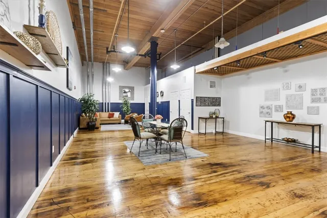 $400,000 | 1 Tupperware Drive, Unit 241, North Smithfield, RI 02896