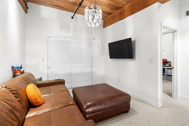 $400,000 | 1 Tupperware Drive, Unit 241, North Smithfield, RI 02896