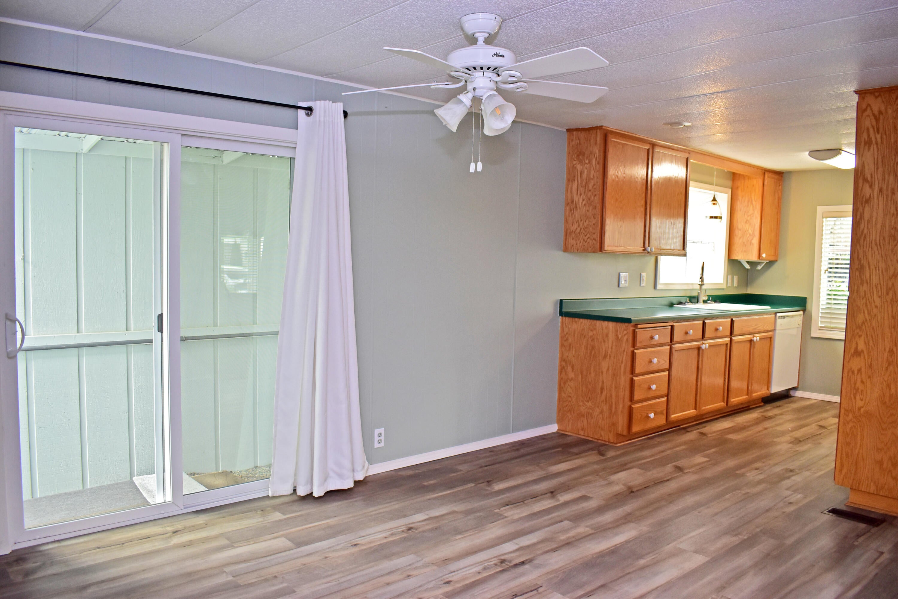 2252 Table Rock Road, Unit 218 Medford, OR 97501 - Photo 16 of 19 DSC_0036