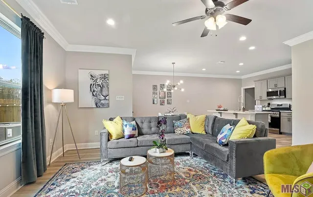 $2,800 | 7834 Pisa Drive, Baton Rouge, LA 70820