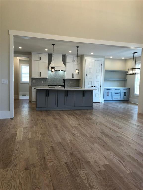 217 Laura Lake Road Marietta, GA 30066 - Photo 5 of 30