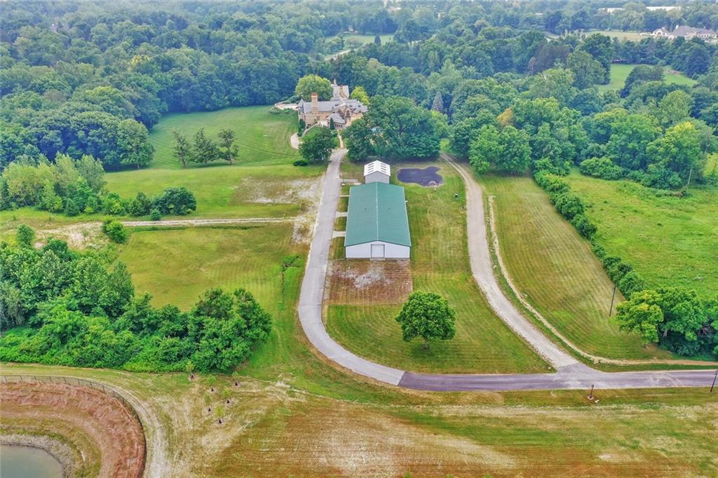 11685 Clay Center Road Carmel, IN 46032 - Photo 8 of 23 Gallery Image 8