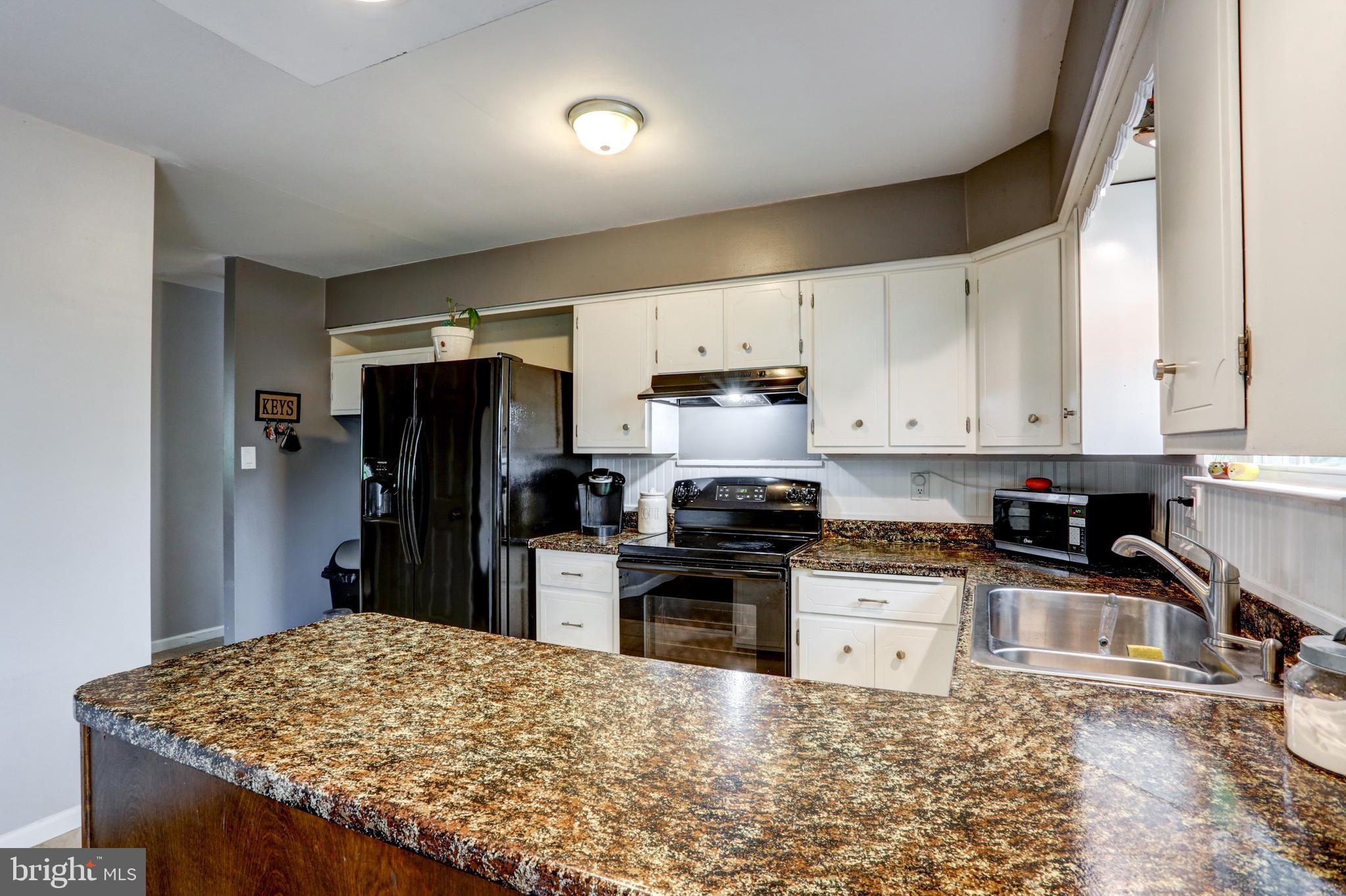 4095 Forrest Road Mount Joy, PA 17552 - Photo 20 of 46 kitchen